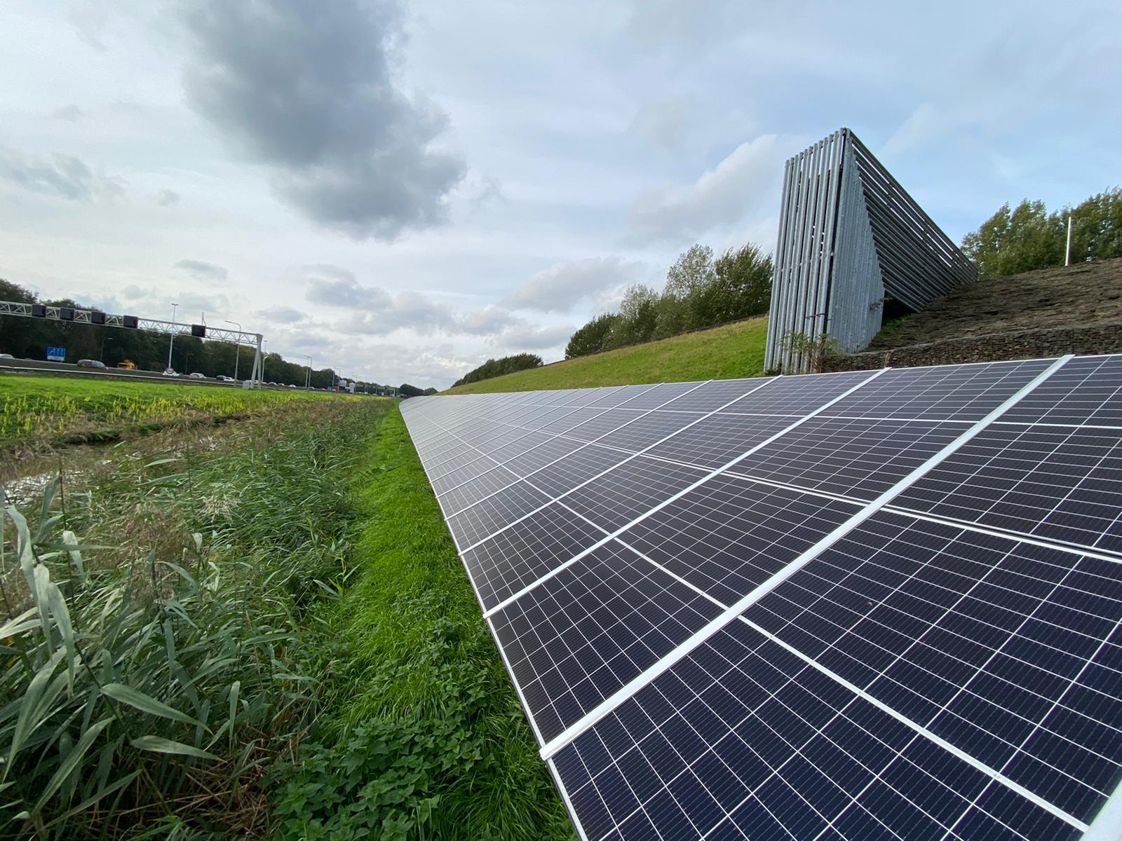 Project: Zon op snelwegen